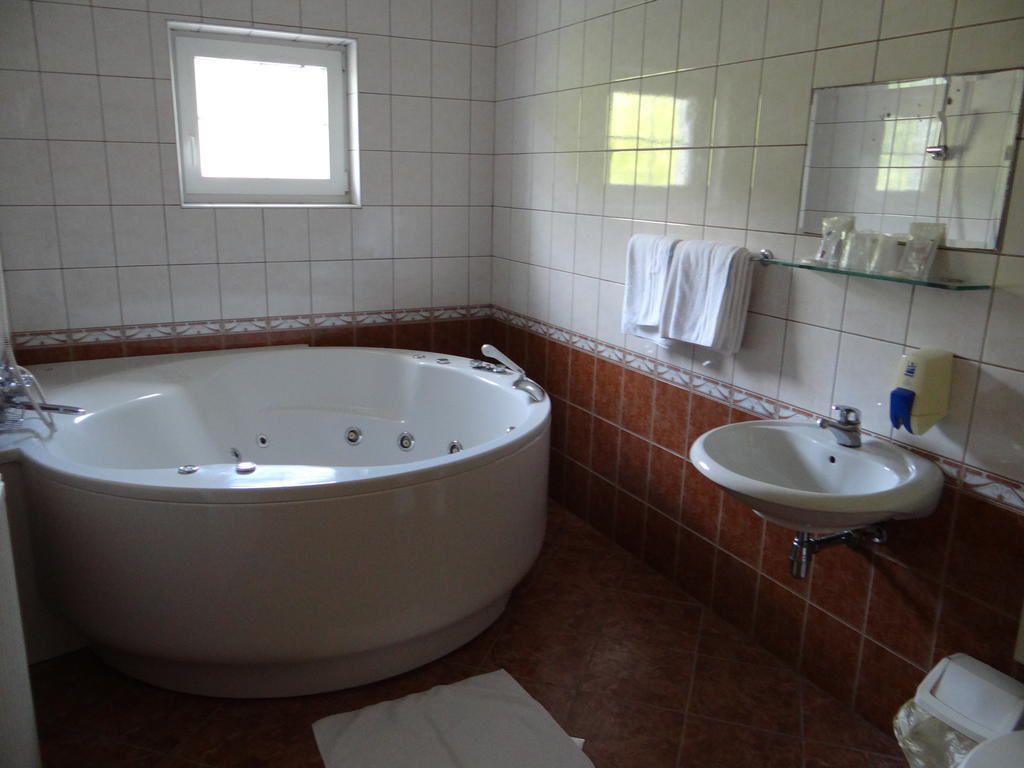 Rooms Hochkraut Целие Екстериор снимка