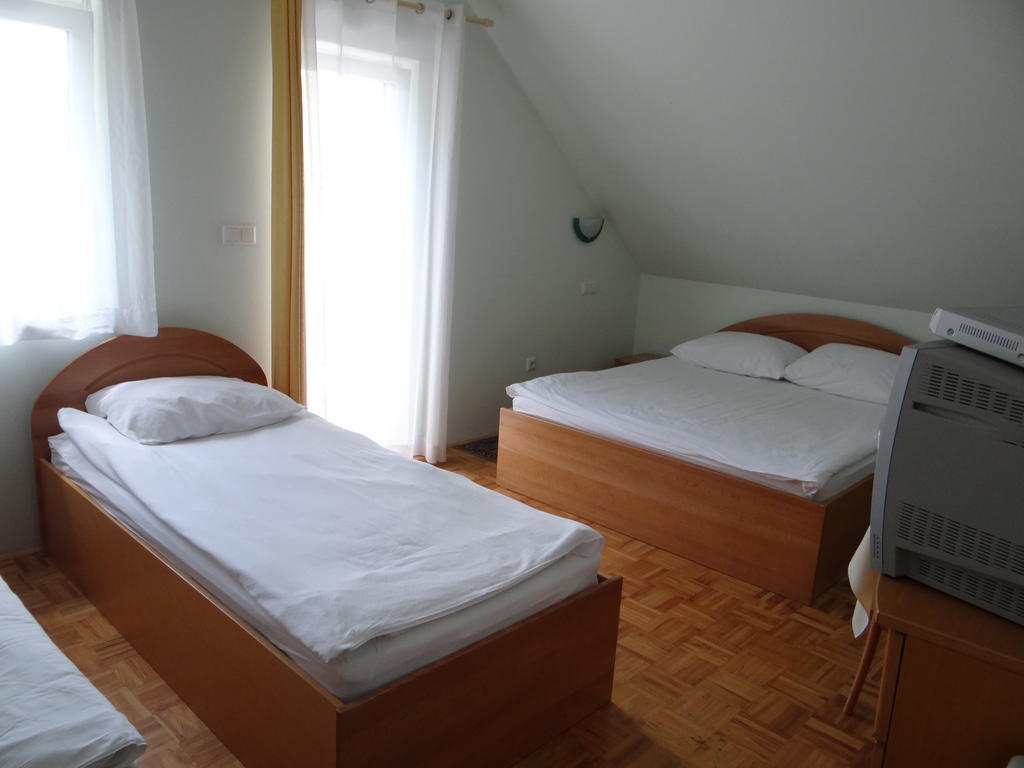 Rooms Hochkraut Целие Стая снимка